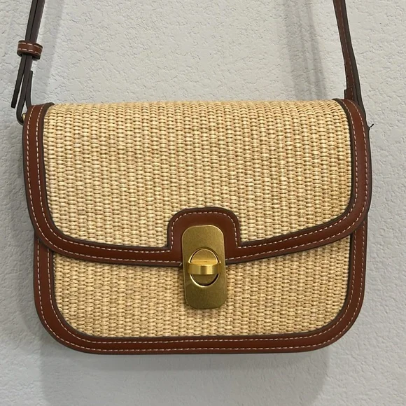 Mango Daura Crossbody - Picture 9 of 12